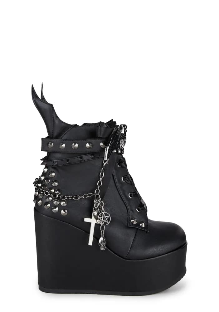 Flights Of Poison Platform Boots