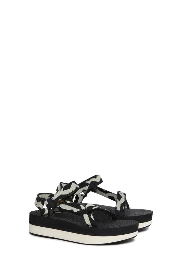 Flatform Universal Sandals