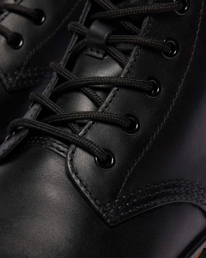 Brookline Chukka Leather Casual Boots