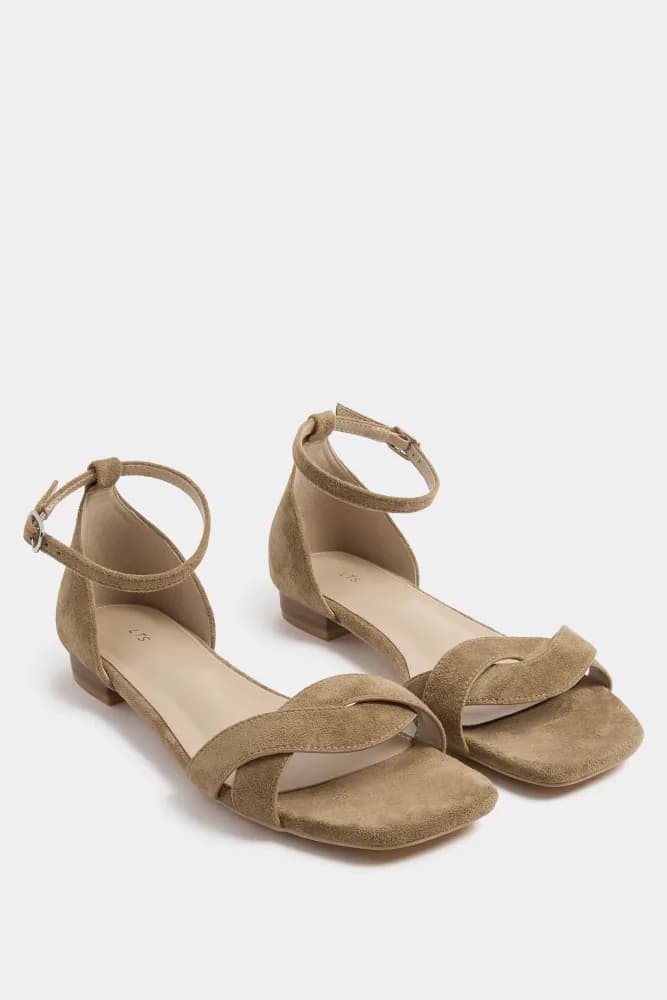 Natural Brown Twisted Low Heel Sandals In Standard Fit