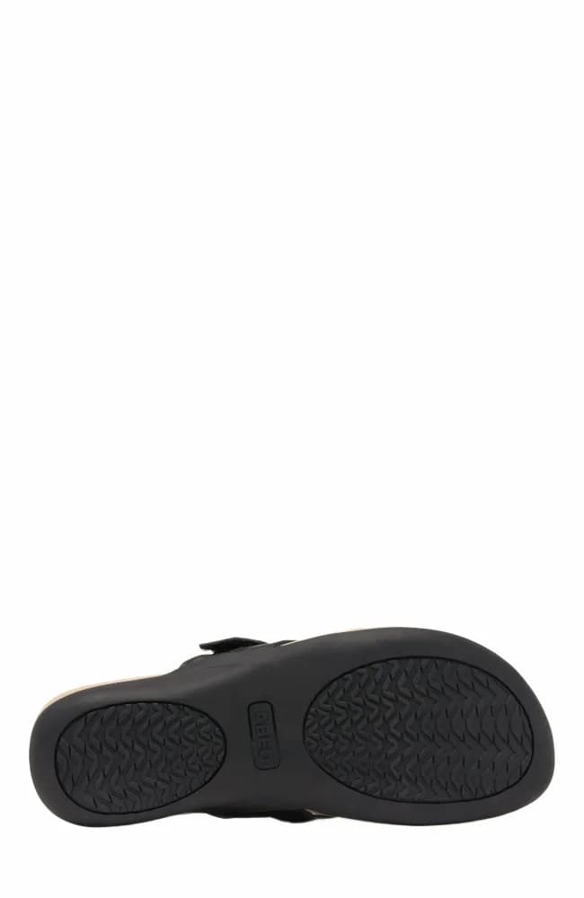 Oasis Thong Sandal