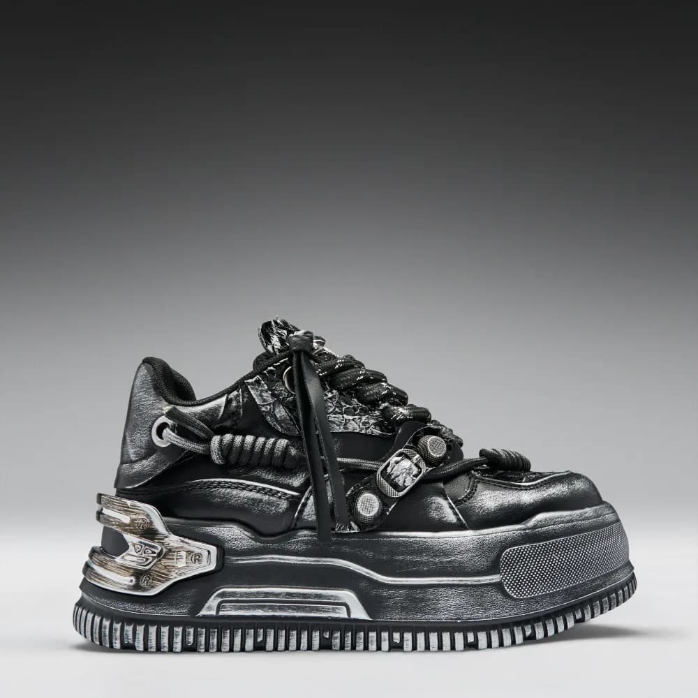 Metamorphosis Distressed Platform Trainers - Black Fade