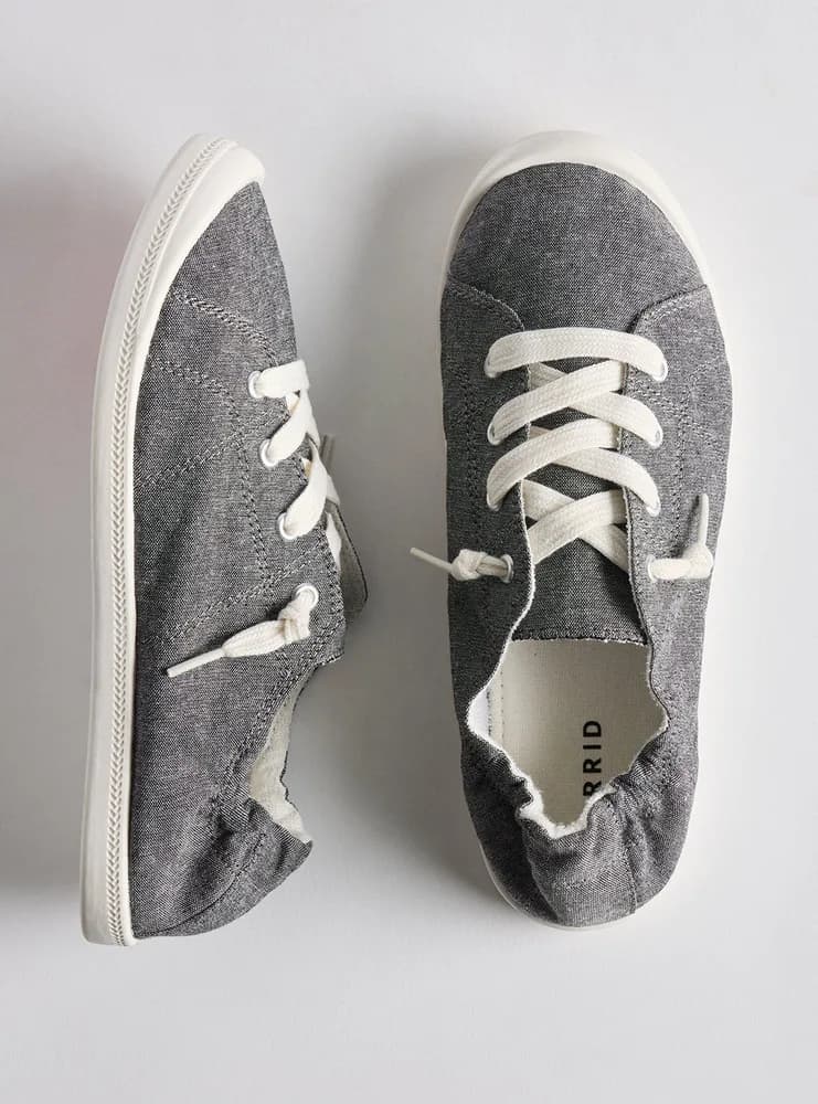 Riley Ruched Sneaker (WW)