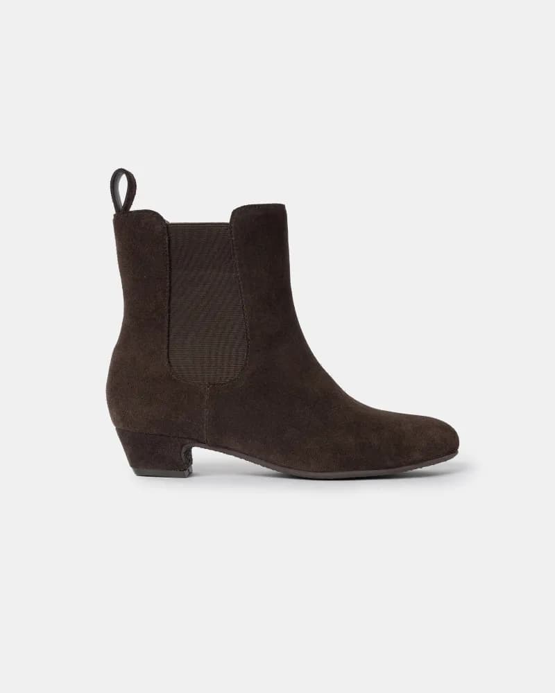 Mabel Low Heel Chelsea Boots