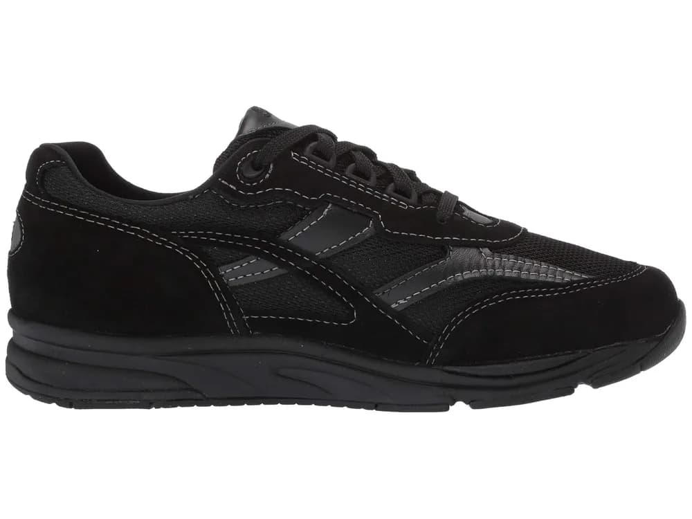 Tour Mesh Comfort Walking Sneaker