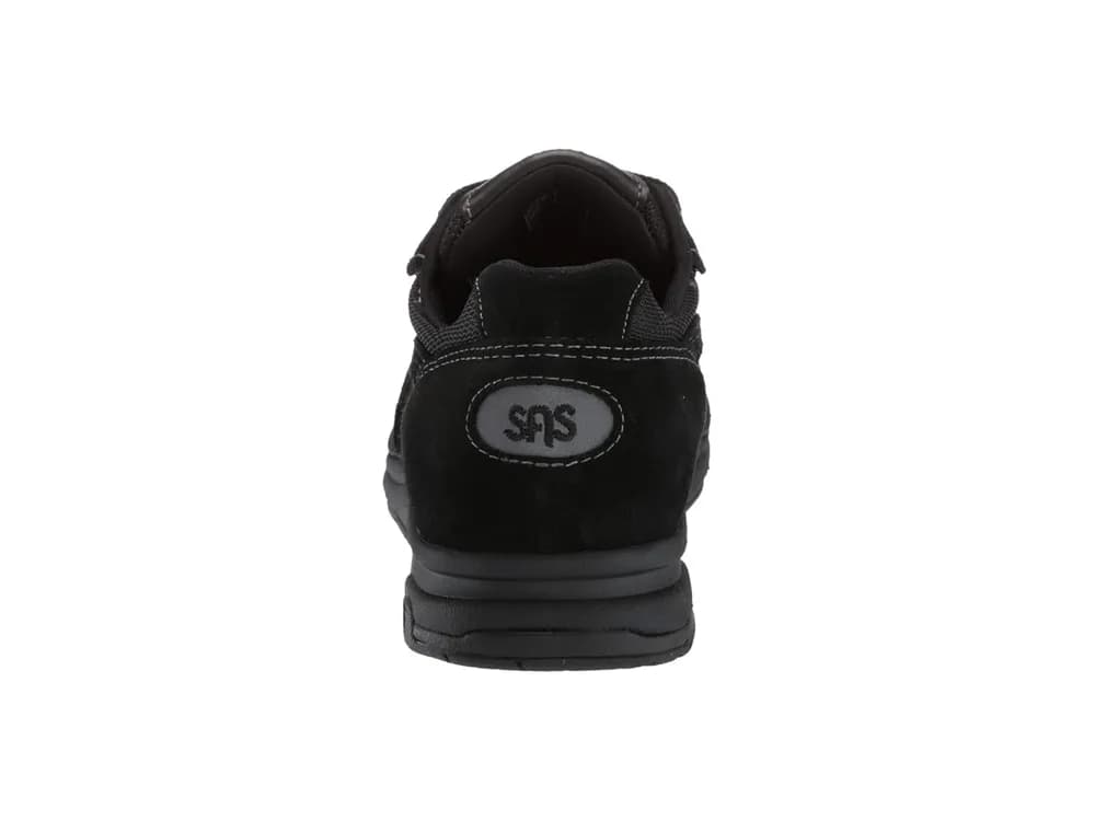 Tour Mesh Comfort Walking Sneaker